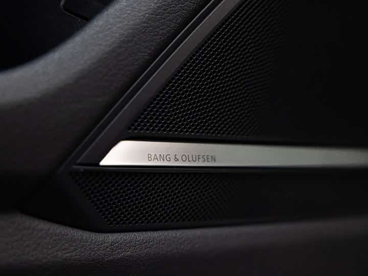 Audi RS6 2021 RS 6 4.0 T Avant — фото 3