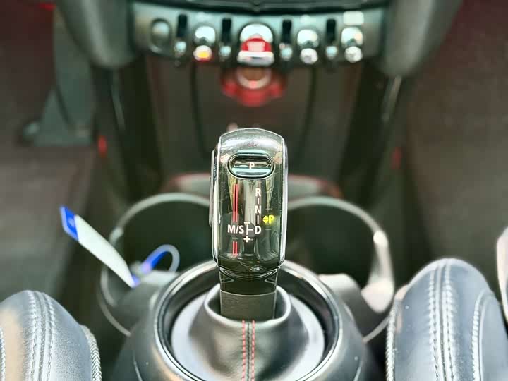 MINI Hatch — фото 17