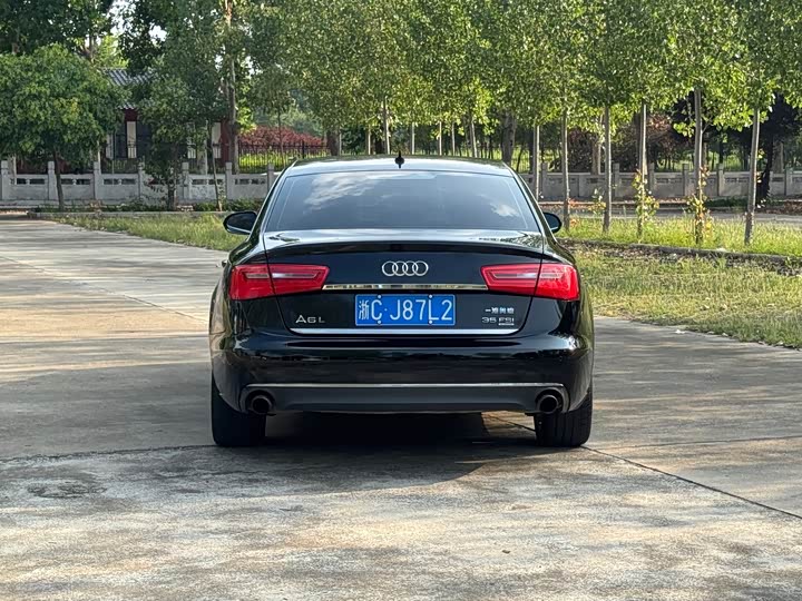Audi A6L 35 FSI quattro комфорт — фото 5