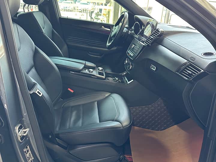 Mercedes-Benz GLE 2018 GLE 320 4 MATIC SUV — фото 12