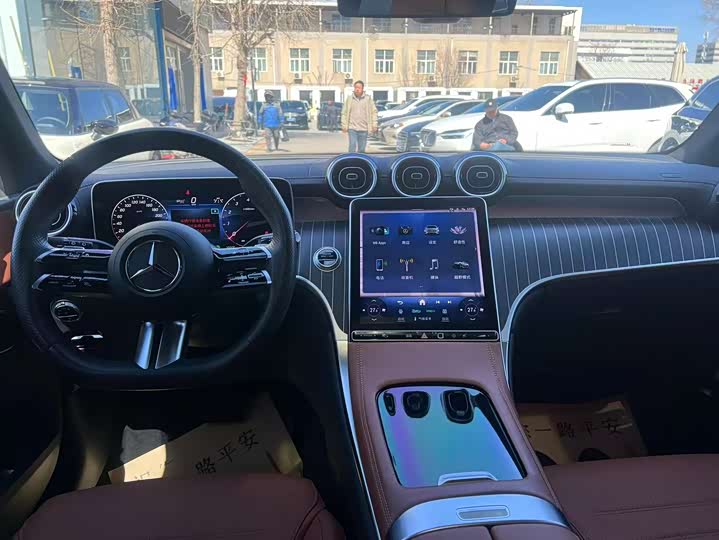 Mercedes-Benz GLC 2023 GLC 260 L 4 MATIC Luxury 5 — фото 25
