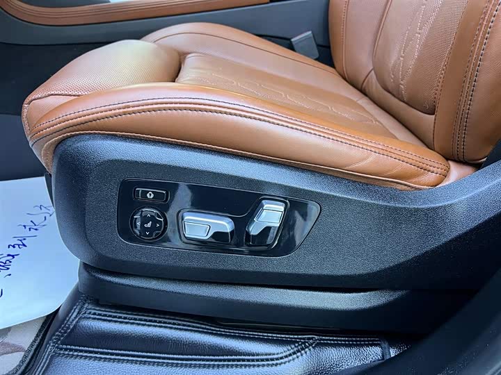 BMW X7 2022 x Drive 40i M — фото 20