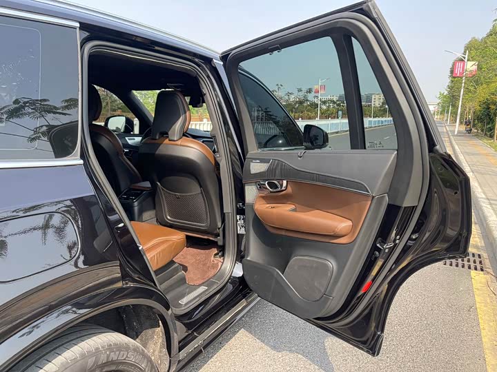 Volvo XC90 Hybrid 2022 E Hybrid T 8 7 — фото 14