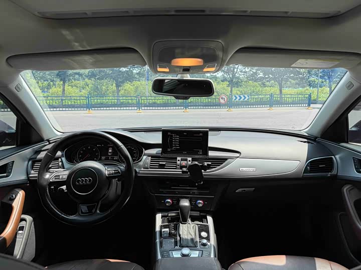 Audi A6L 45 TFSI quattro спорт — фото 9