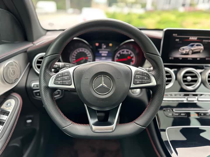 Mercedes-Benz GLC 2017 AMG GLC 43 4 MATIC — фото 14