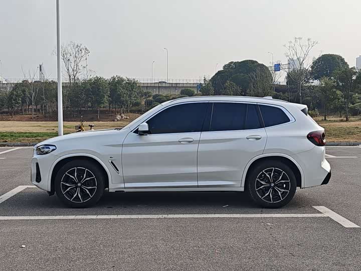 BMW X3 2022 x Drive 25i M — фото 2