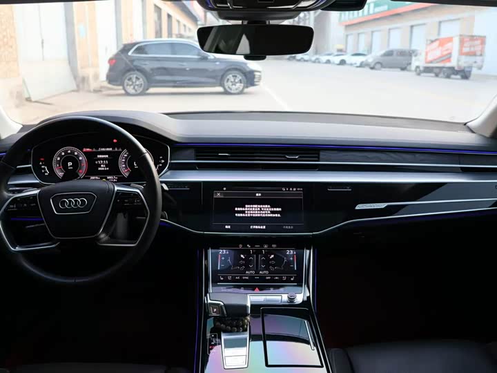 Audi A8 2024 A 8 L 50 TFSI quattro — фото 9