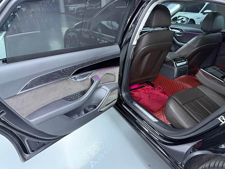 Audi A8 2019 Plus A 8 L 50 TFSI quattro Comfort — фото 7