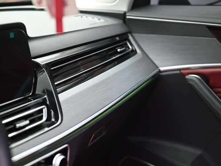 Hongqi HS5 2026 2.0 T 2 WD Pro — фото 9