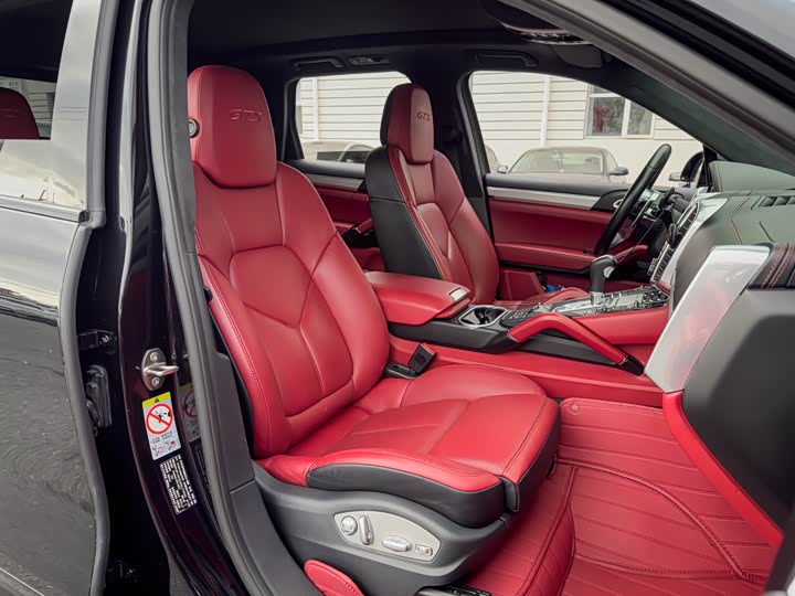 Porsche Cayenne 2016 Cayenne GTS 3.6 T — фото 23