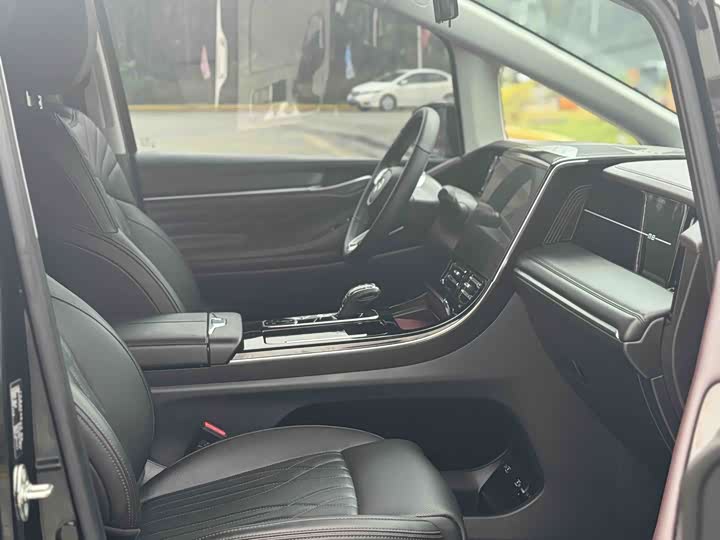 Trumpchi M8 2024 400 T — фото 5