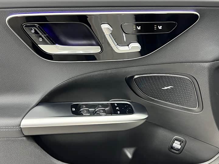 Mercedes-Benz C-Class 2025 C 200 L — фото 19