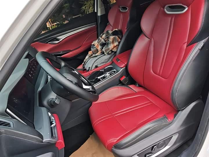 Changan CS75 PLUS 2022 1.5 T AT — фото 15