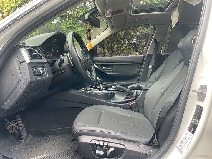 BMW 3 Series 320Li стиль — фото 4