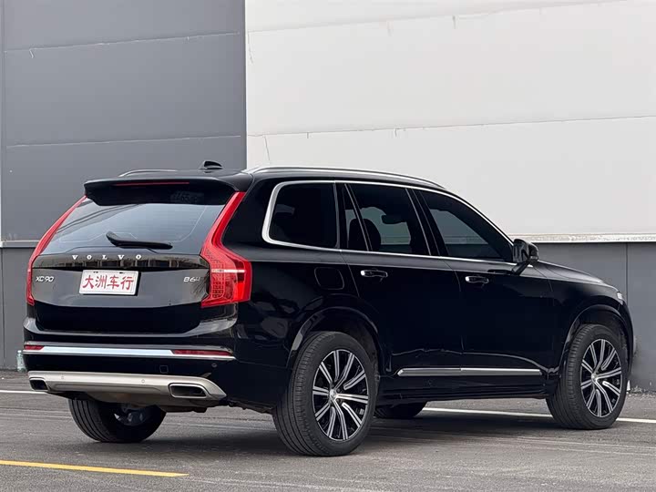 Volvo XC90 2021 B 6 7 — фото 3