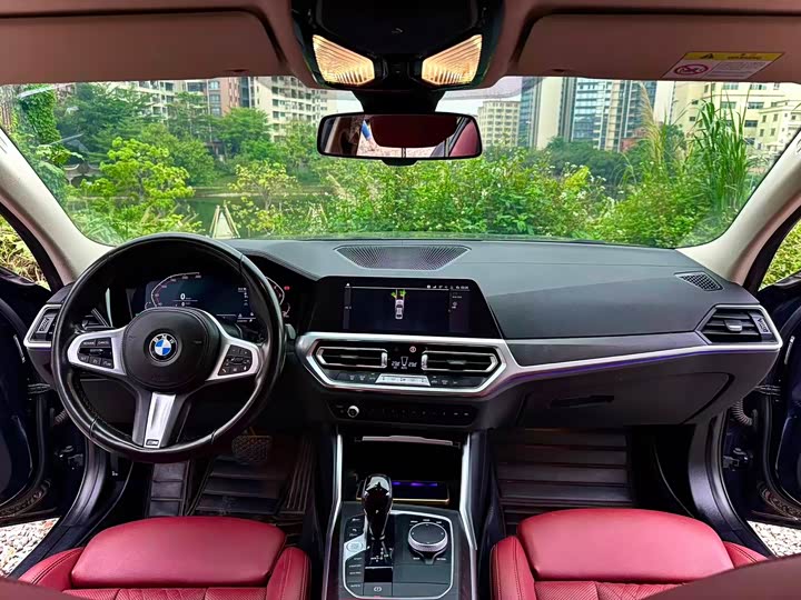 BMW 3-Series 2022 325i M — фото 9