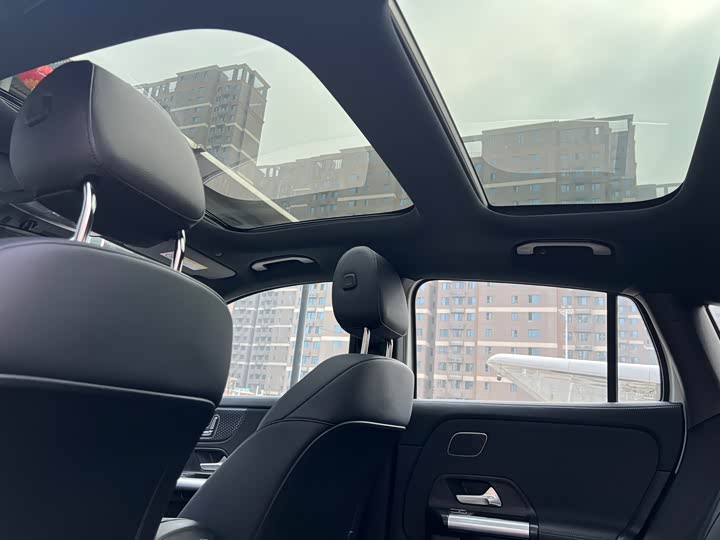 Mercedes-Benz GLA 2024 GLA 220 — фото 12