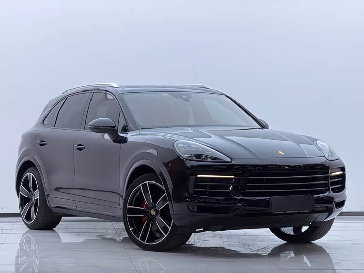 Porsche Cayenne 2018 Cayenne 3.0 T — фото 3