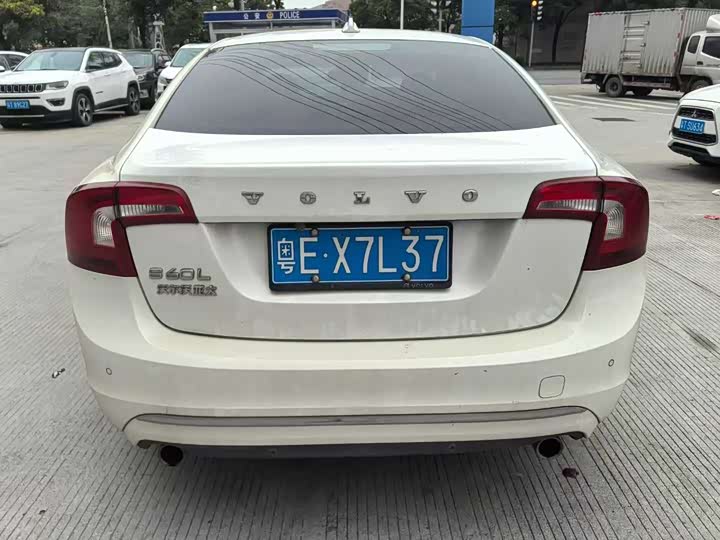 Volvo S60 2015 S 60 L 2.0 T — фото 2