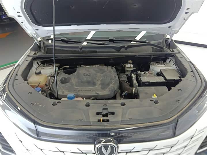 Changan CS75 PLUS 2024 1.5 T — фото 10