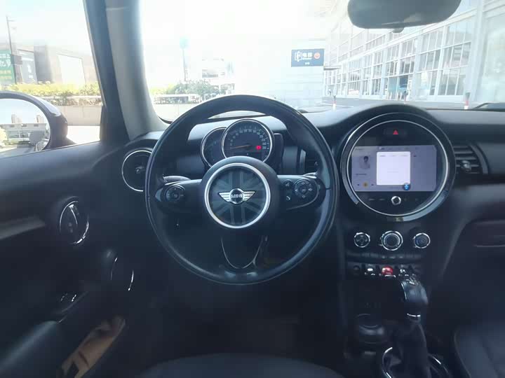 MINI Hatch — фото 11