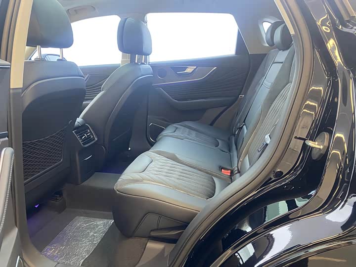 Hongqi HS5 2023 2.0 T Pro — фото 7