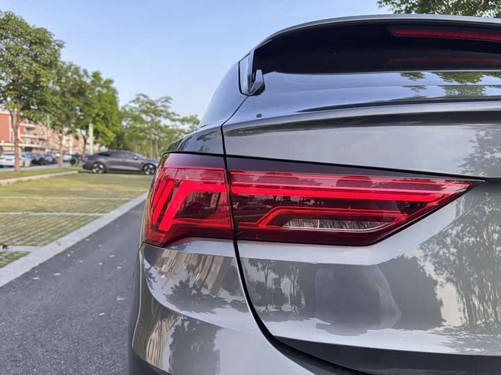 Audi Q3 Sportback 2020 40 TFSI — фото 15