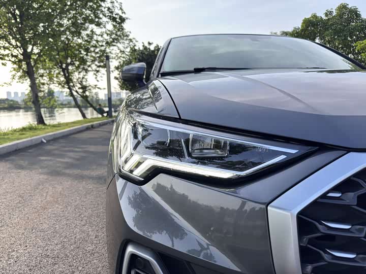 Audi Q3 Sportback 2020 40 TFSI — фото 19