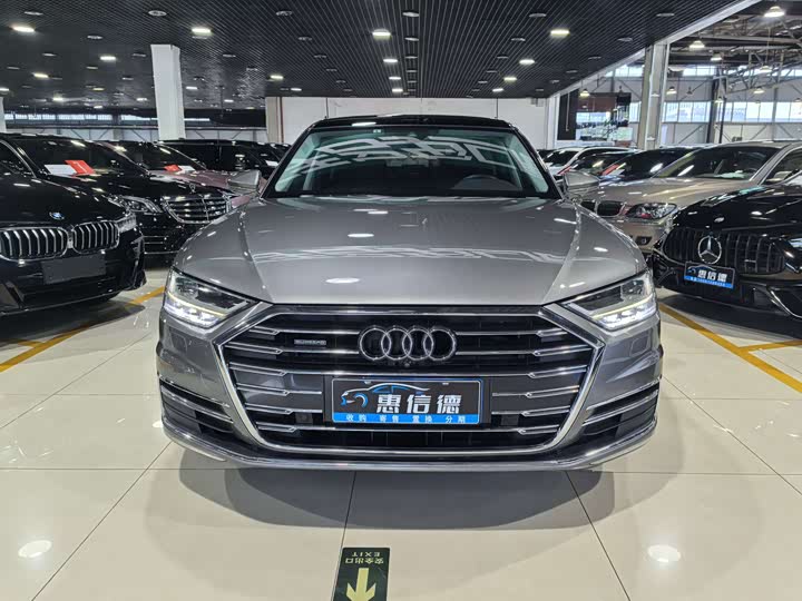 Audi A 8 2018 A 8 L 55 TFSI quattro Luxury — фото 2