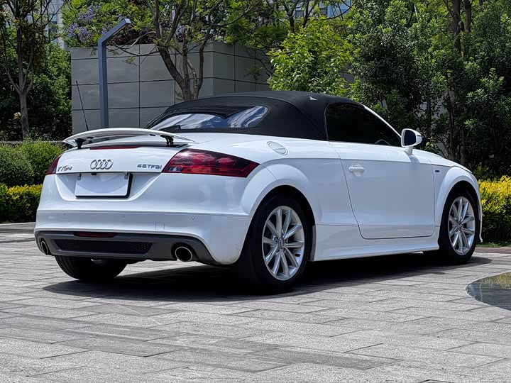 Audi TT 2013 TT Roadster 45 TFSI — фото 8