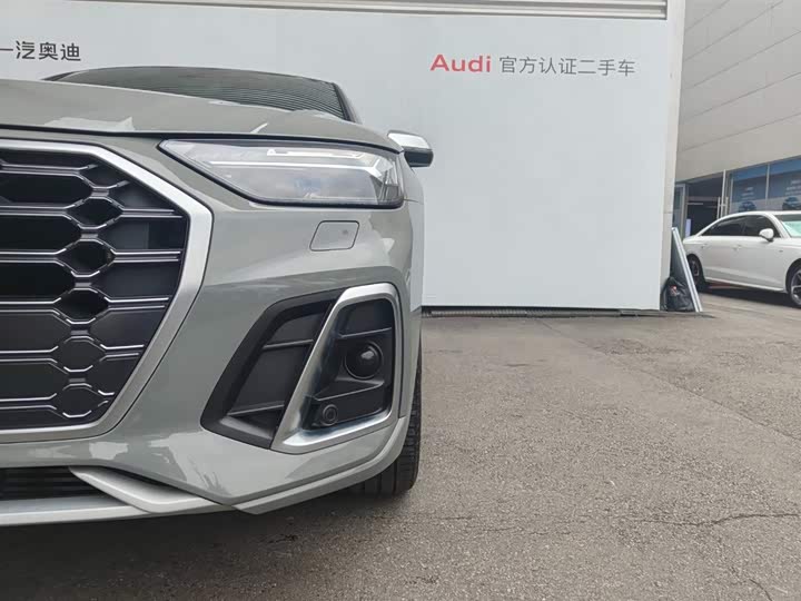 Audi SQ5 2021 3.0 TFSI quattro — фото 18