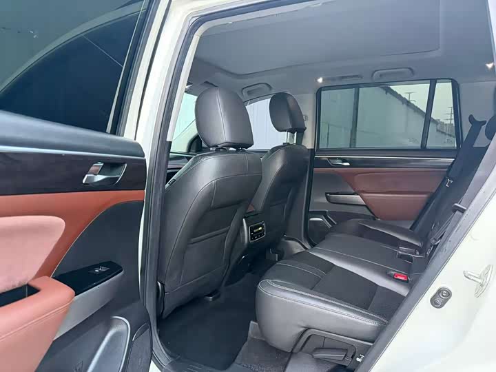 Trumpchi GS8 2017 320 T 2 WD ( ) — фото 6