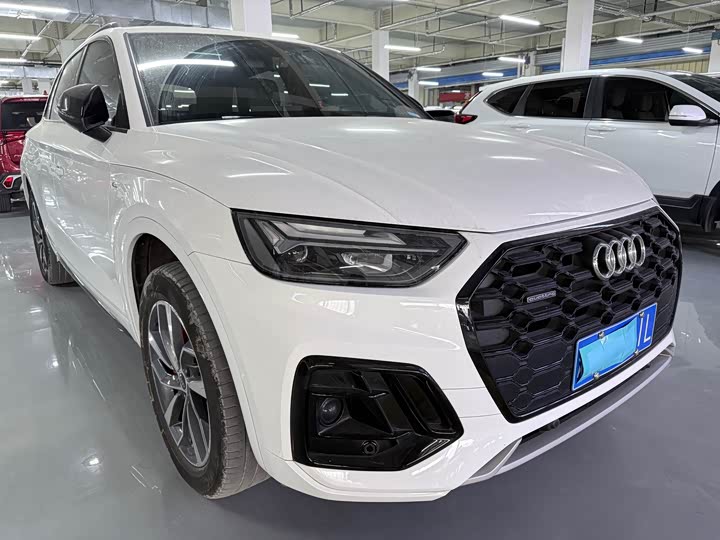 Audi Q5L 2025 40 TFSI — фото 3