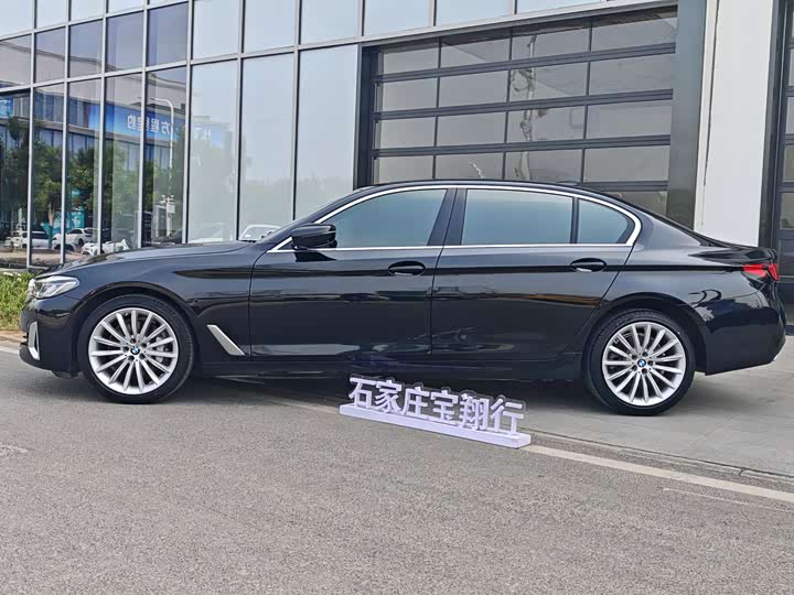 BMW 5-Series 2021 530 Li — фото 2