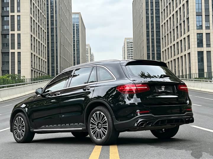 Mercedes-Benz GLC 2019 GLC 260 4 MATIC — фото 4