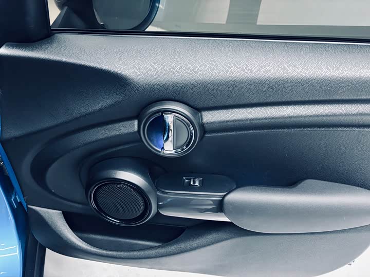 MINI Hatch — фото 16