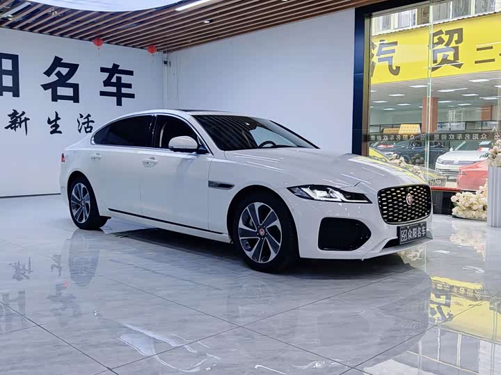 Jaguar XFL 2023 XFL 2.0 T P 200 2 WD — фото 3