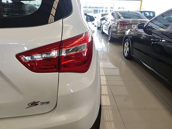 Changan CS35 2017 1.6 L MTLuxury — фото 8