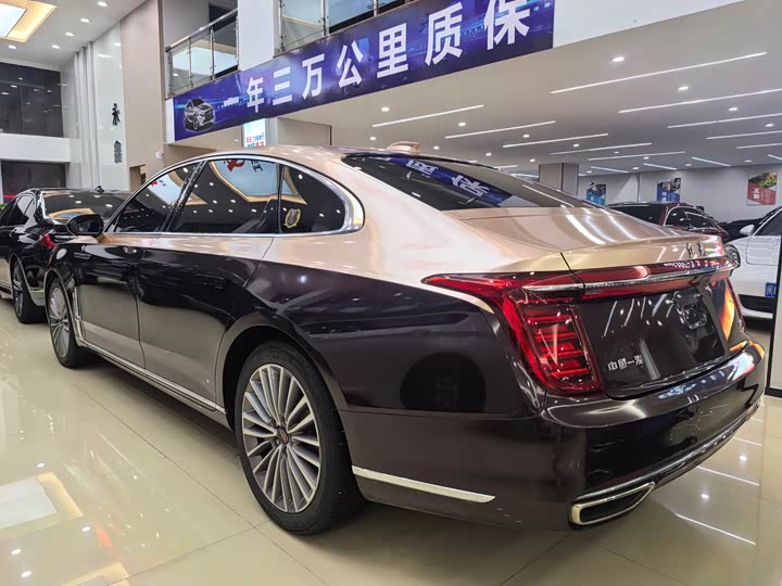 Hongqi H9 2022 2.0 T — фото 3