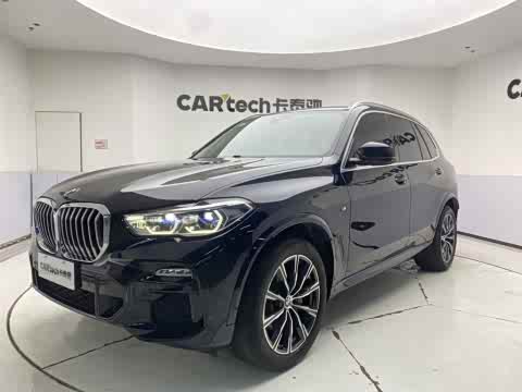BMW X5 2019 x Drive 40i M — фото 31