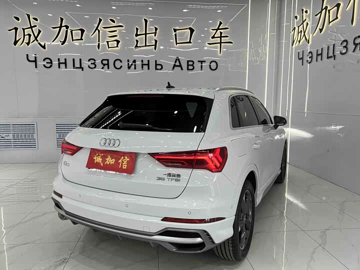 Audi Q3 2022 35 TFSI — фото 4