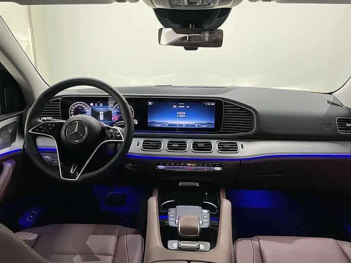 Mercedes-Benz GLS 2025 GLS 450 4 MATIC — фото 8