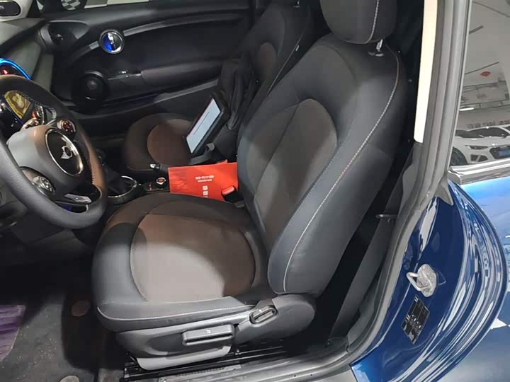 MINI Hatch — фото 15