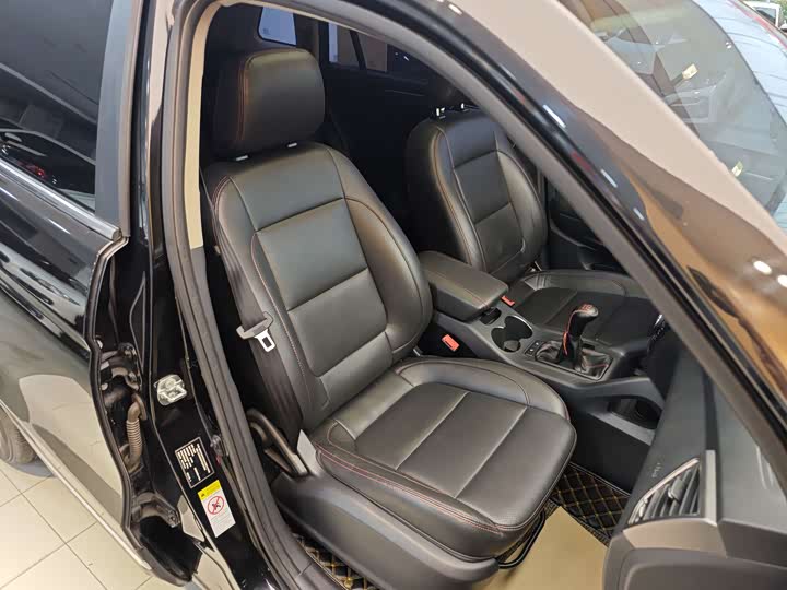 Changan CS75 2014 2.0 L MTLeading V — фото 31