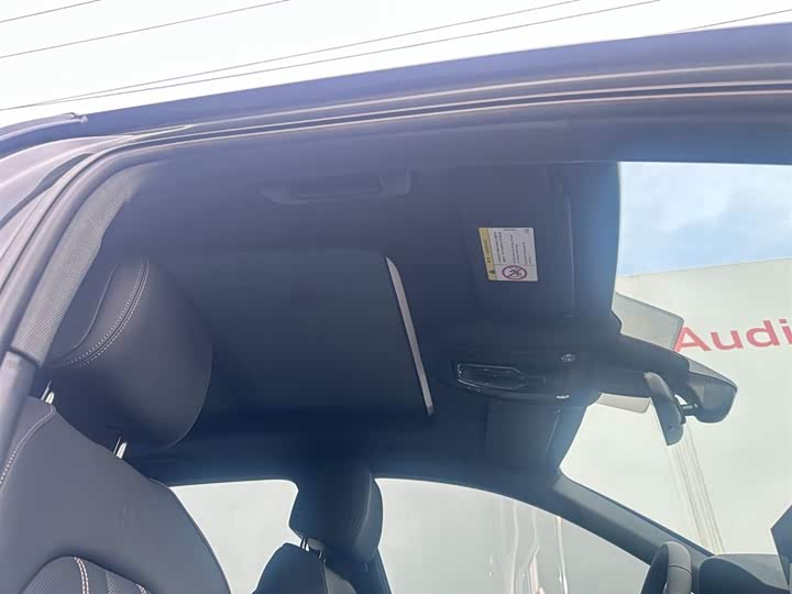 Audi A4L 2024 40 TFSI quattro RS — фото 10