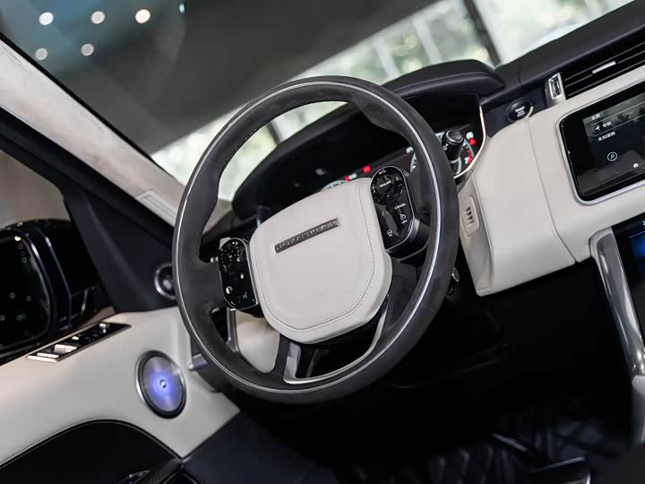 Land Rover Range Rover Sport — фото 12