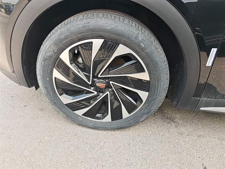 Hongqi HS7 PHEV 2024 2.0 T PHEV 4 WD 6 — фото 23