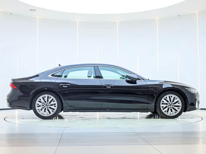 Audi A7L 2024 45 TFSI S-line — фото 7