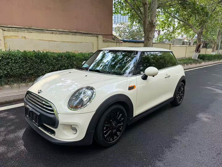 MINI Hatch — фото 1