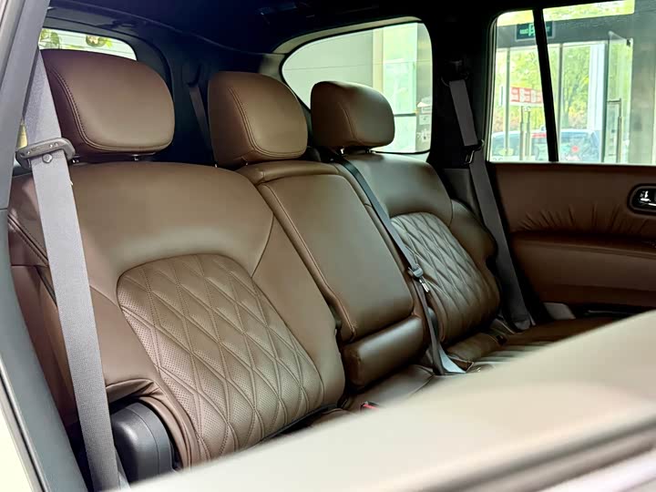 Nissan Patrol — фото 30